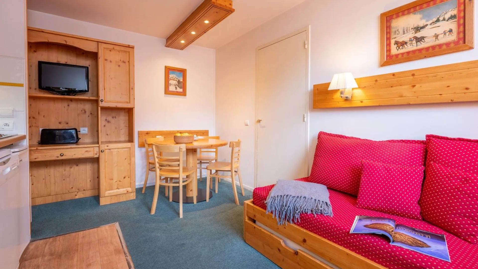 Residence Pierre & Vacances Le Peillon 美贝尔